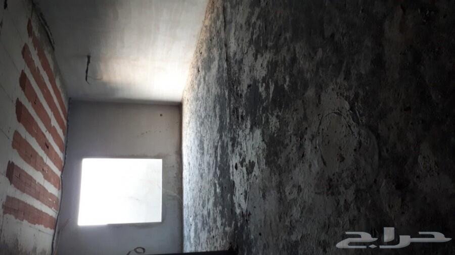 عمارة للبيع دور وملحق
