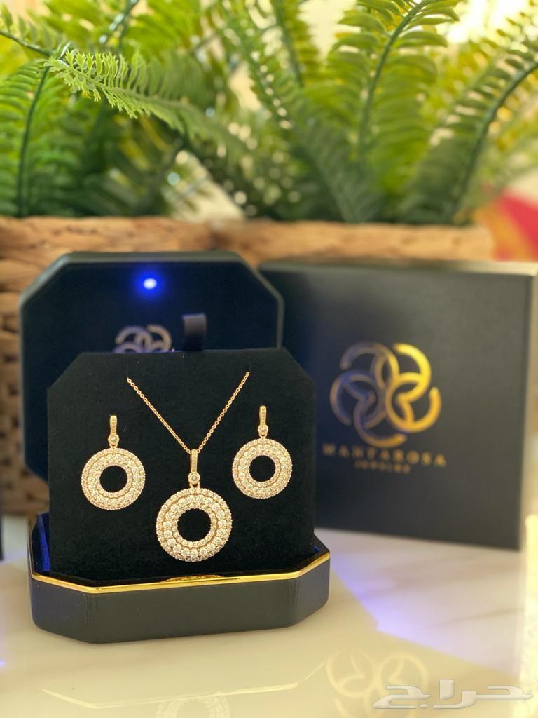 VIP GIFT_ اجمل طقم نسائي فاخر _VIP GIFT