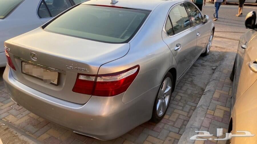 تم البيع LS460 فل كامل لارج