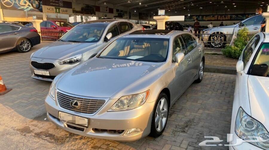 تم البيع LS460 فل كامل لارج