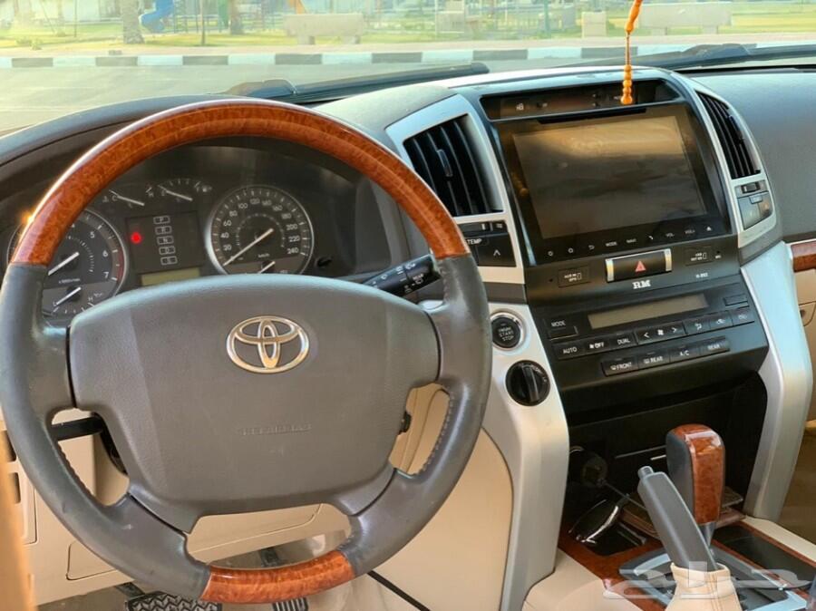 لاندكروزر 2012 ..