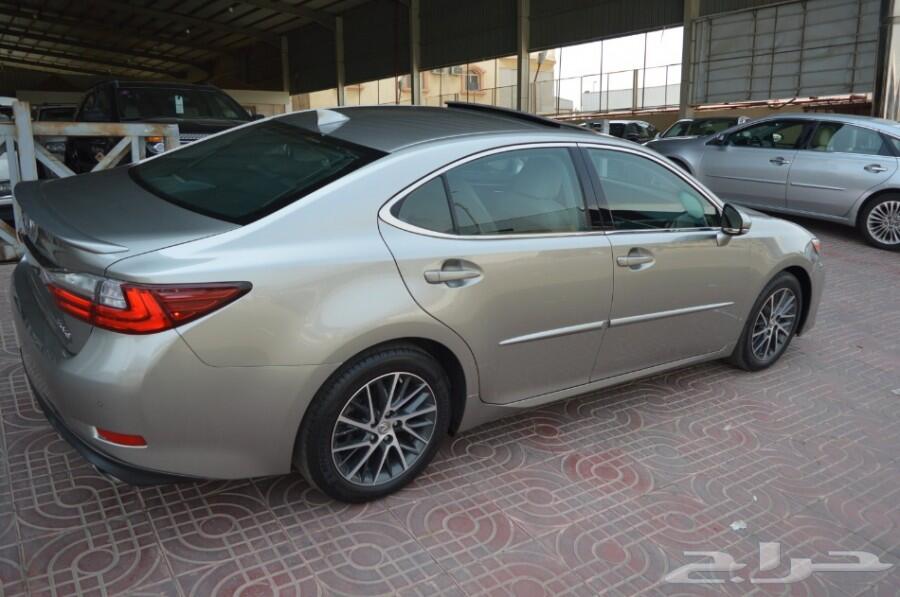 ليكزس ES 350 موديل 2017 صخري بطاقة