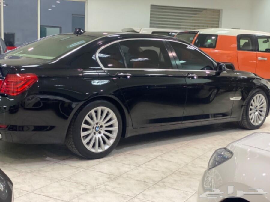 BMW740 فل كامل لون مميز 2010