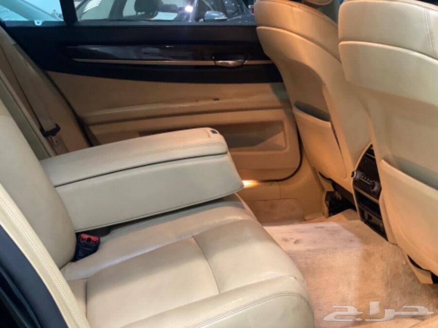 BMW740 فل كامل لون مميز 2010