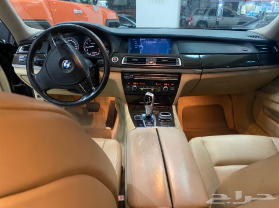 BMW740 فل كامل لون مميز 2010