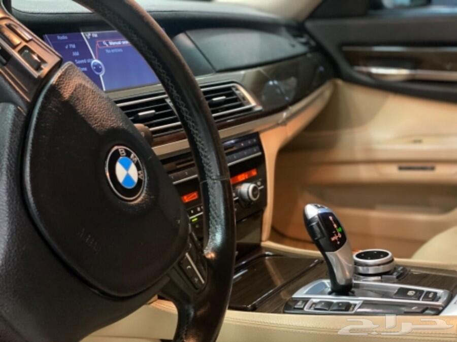 BMW740 فل كامل لون مميز 2010
