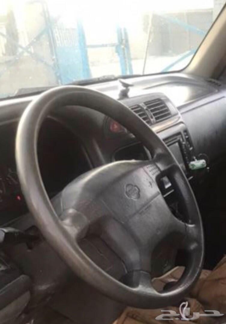 للبيع قطع نيسان باترول وفيابر4 وجنوط هلل