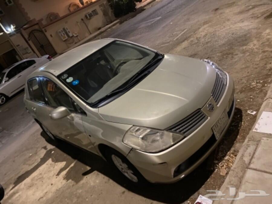 Nissan Tida