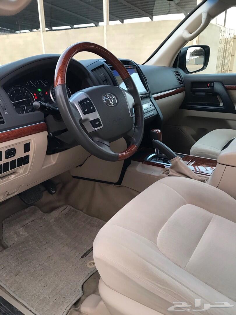 لاندكروزر GXR 2015..(( تم البيع ))