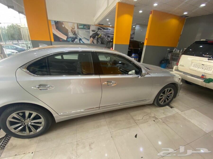 لكزس 460 LS