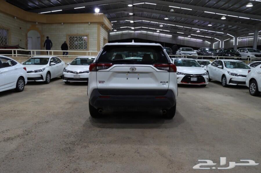 تويوتا راف فور 4wD ابيض ستاندر 2019 .