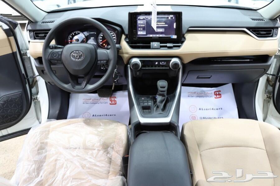 تويوتا راف فور 4wD ابيض ستاندر 2019 .