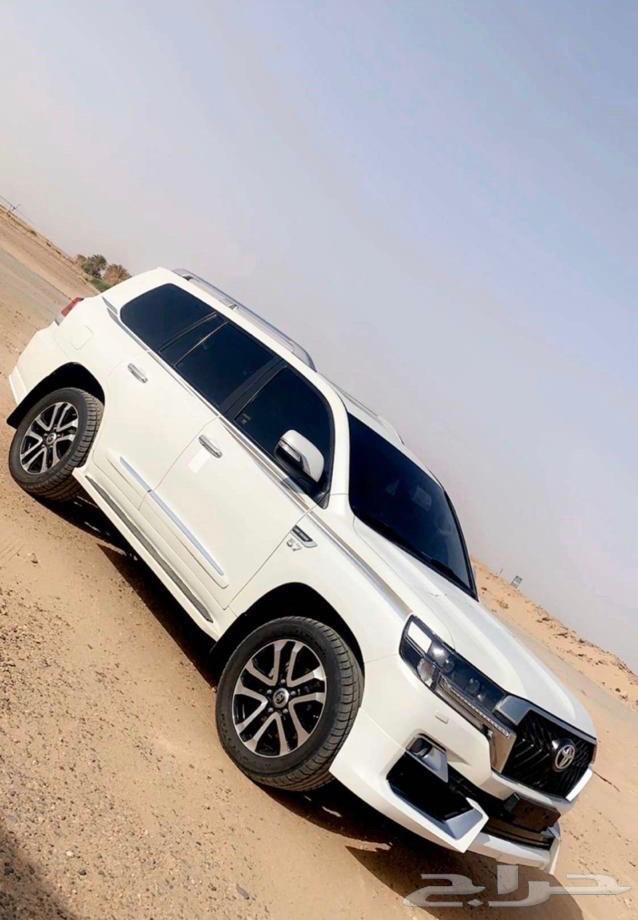 لاندكروزر 2017