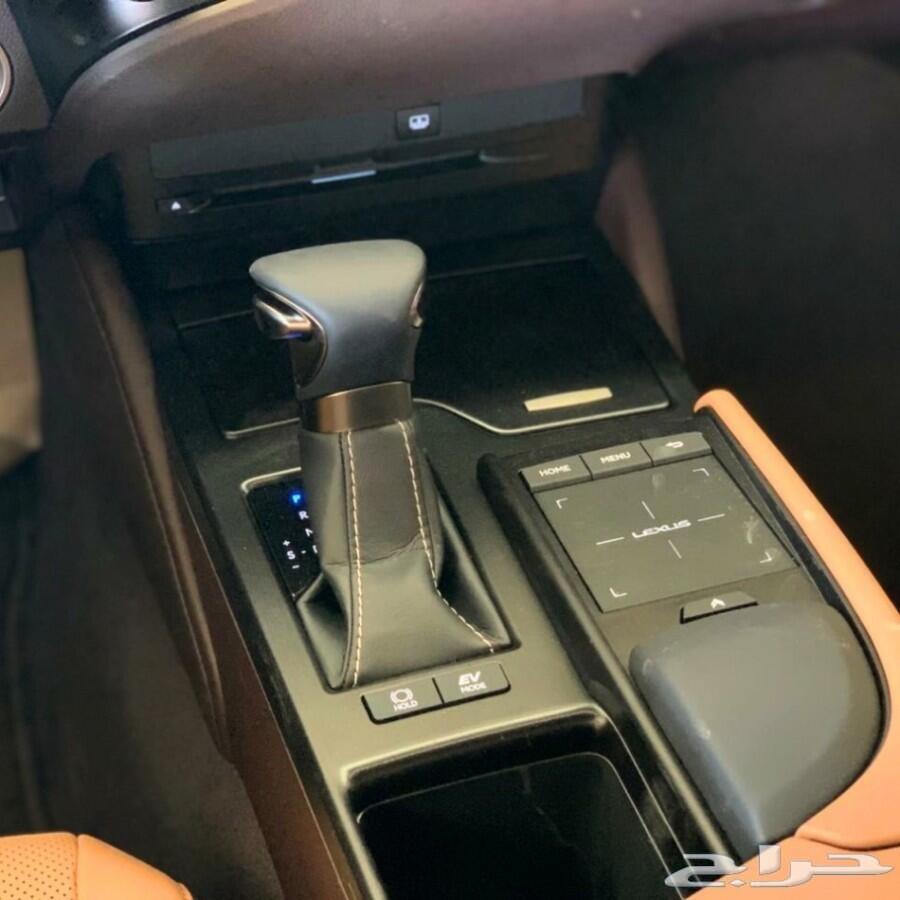 لكزس ES300H هايبرد 2020 AH ستاندر (بريمي)